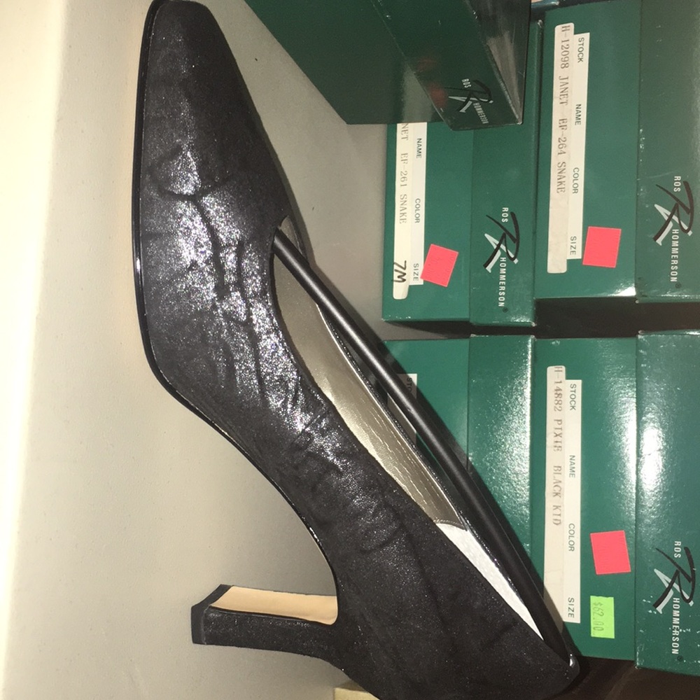 ROS HOMMERSON ELEGANT INGRA WRINKLE BLACK HEELS